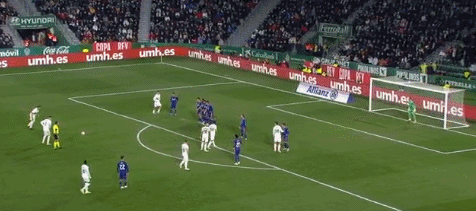 一朵盛开23年的昙花，终于显老态的詹姆斯该如何跟湖人搭配？